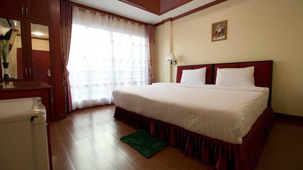 Bluebird Inn Патая Екстериор снимка