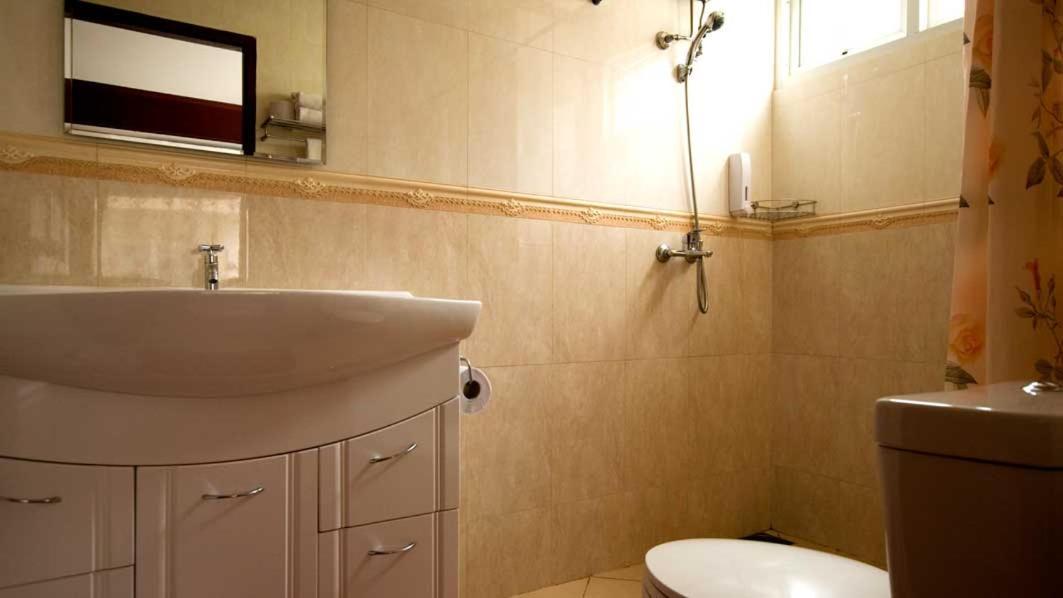 Bluebird Inn Патая Екстериор снимка